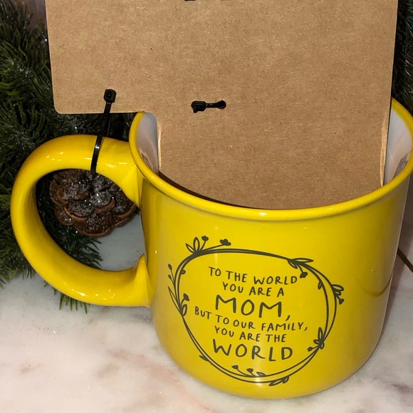 ✨NWT✨ Best Mom Ceramic Mug, Pen & Pouch Gift Set - Picture 5 of 7
